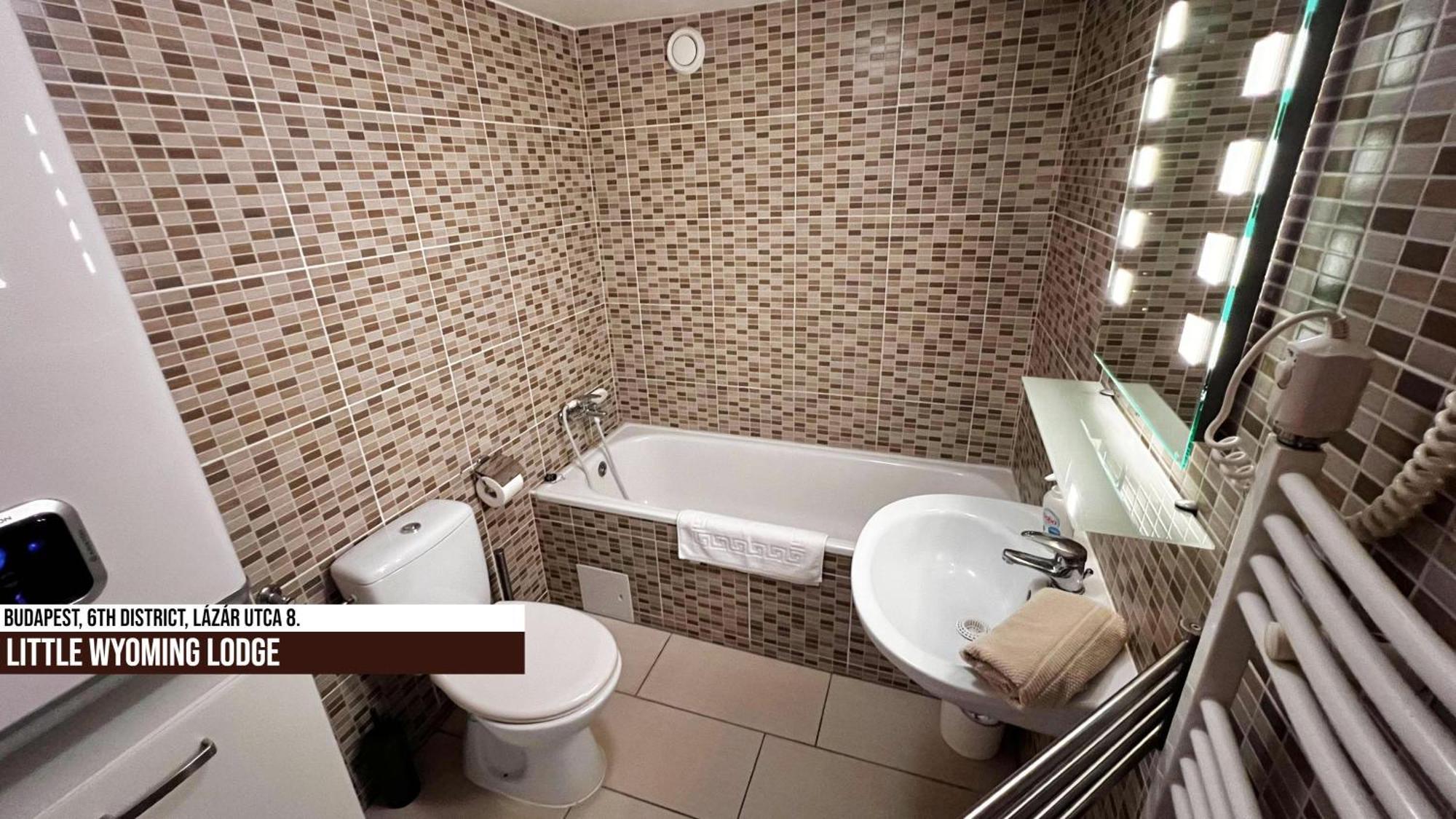 Little Americas Wyoming Lodge Apartment Будапеща Екстериор снимка